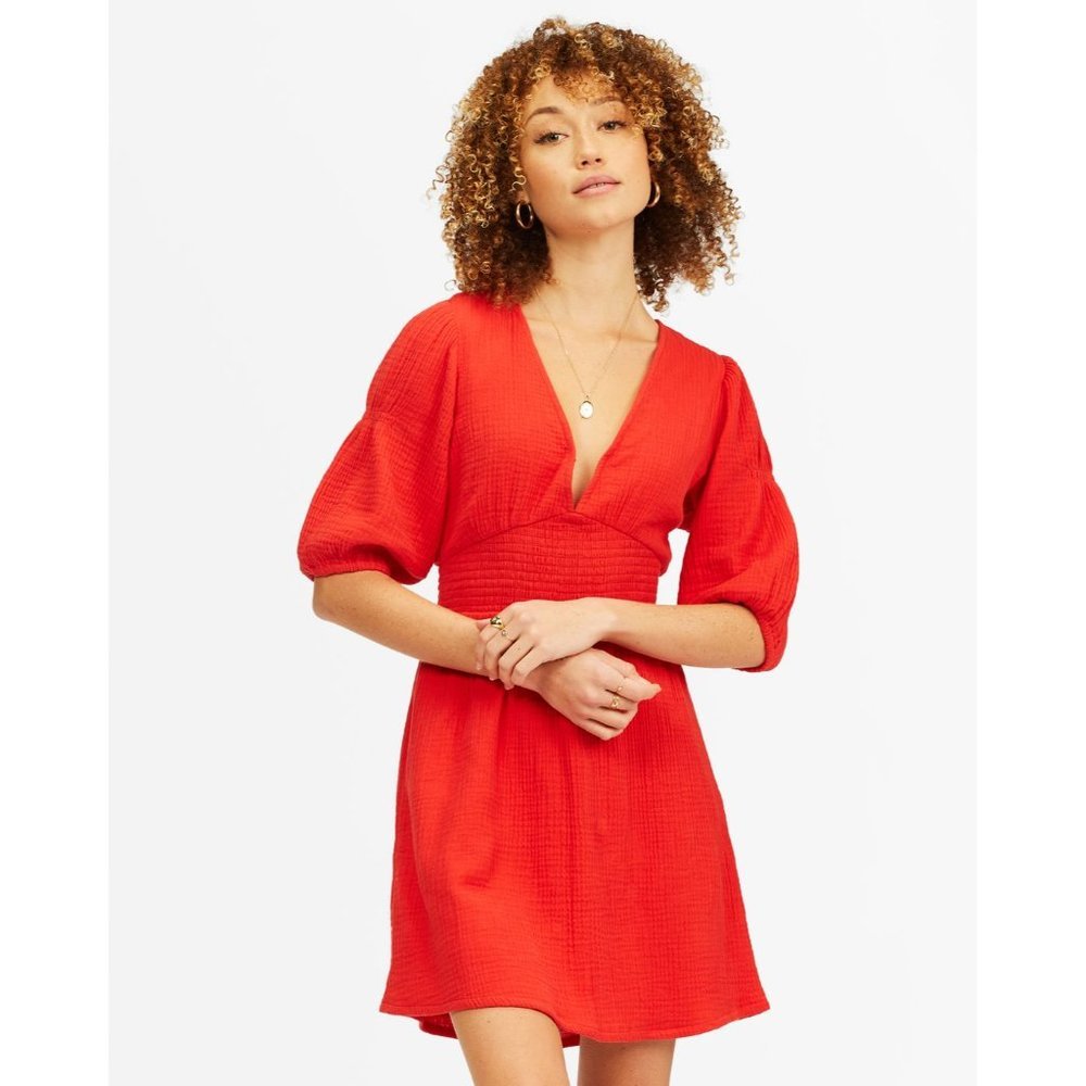 BILLABONG Spellbound Mini Dress in Red Velvet Size Small
